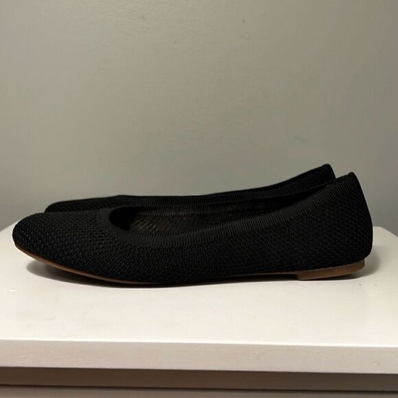 Lucky Brand Women's Black Solid Knit Slip On Round Toe Ballet Flats - Picture 3 of 9